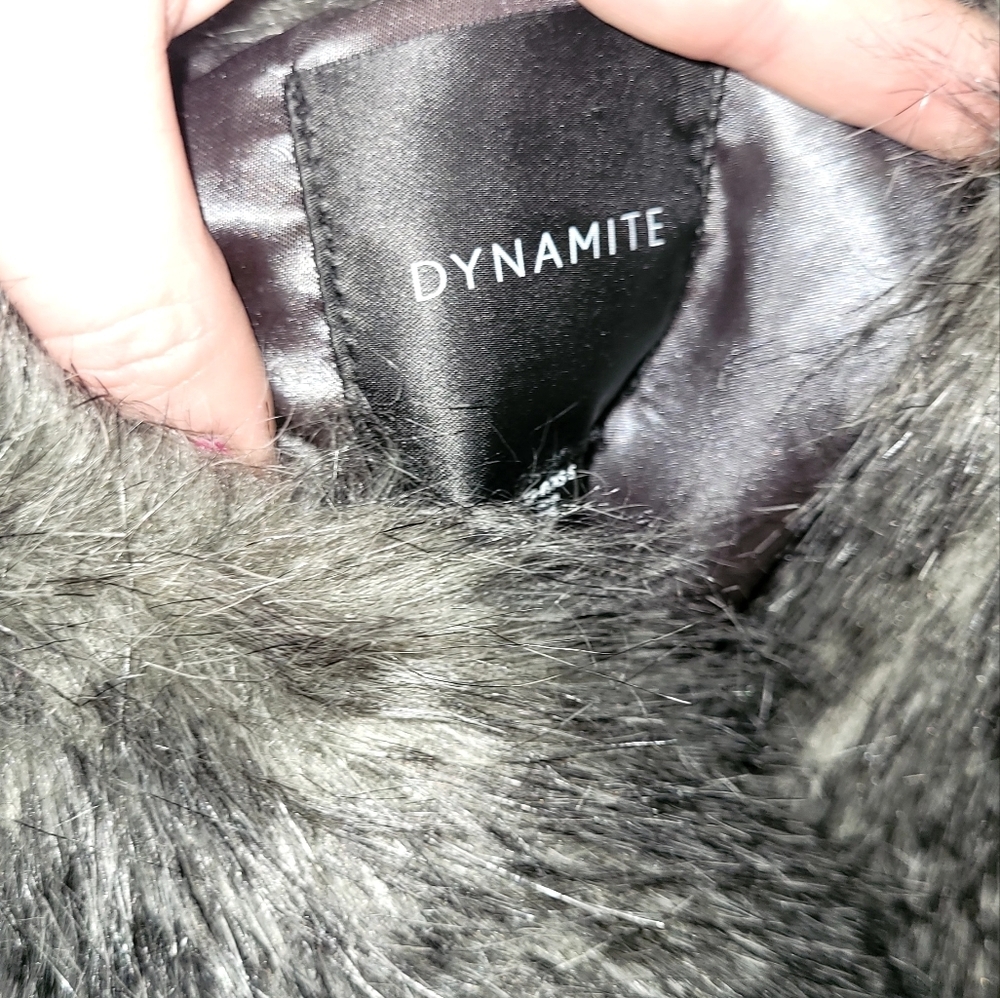 2/$20 DYNAMITE Gray Faux Fur Vest - Picture 3 of 4